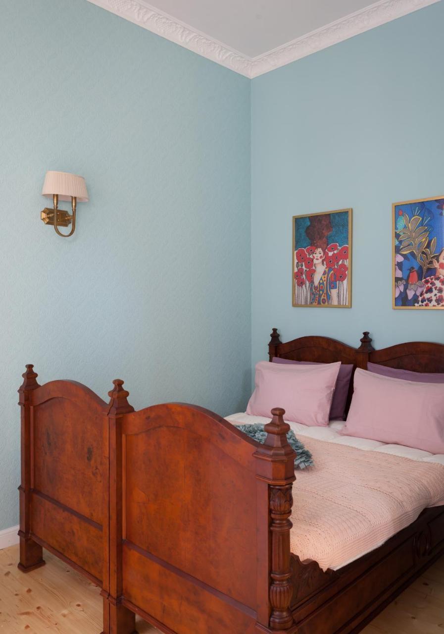 House By The Opera Apartment Tbilisi ภายนอก รูปภาพ