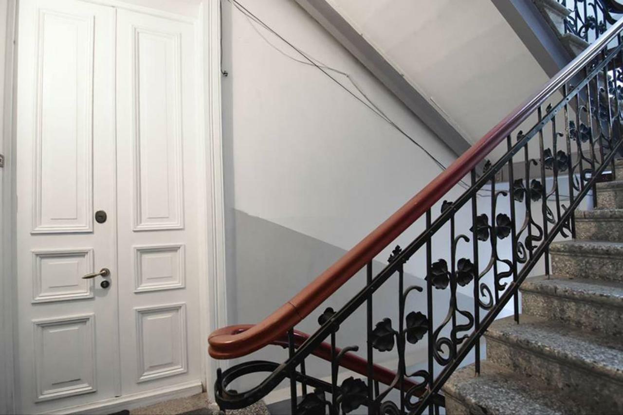 House By The Opera Apartment Tbilisi ภายนอก รูปภาพ