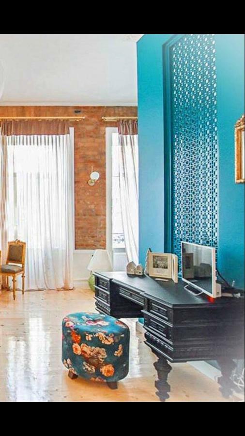 House By The Opera Apartment Tbilisi ภายนอก รูปภาพ